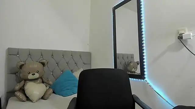  1DERECK online show from February 18, 12:23 pm