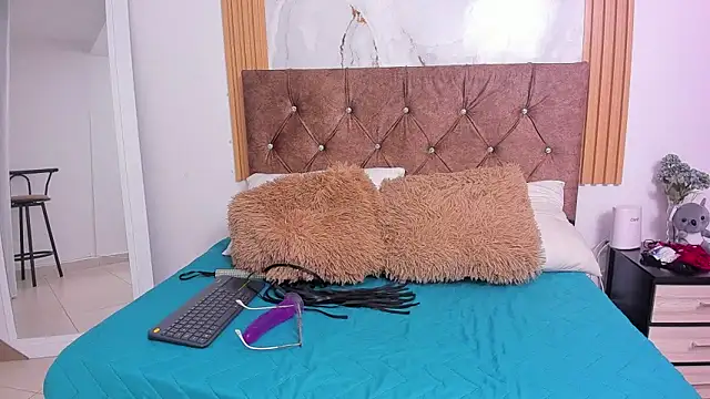 Candyfox2606 online show from February 8, 11:02 am