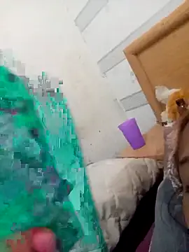 loveofpetitegirls34 online show from March 9, 9:57 am