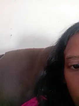 Snapshot of loveofpetitegirls34 chatting on May 2, 6:51 am loveofpetitegirls34 online show from May 2, 6:51 am