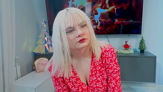 TawandaKerst online show from February 11, 6:18 am