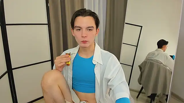 Ian Harrickton online show from March 22, 3:37 pm