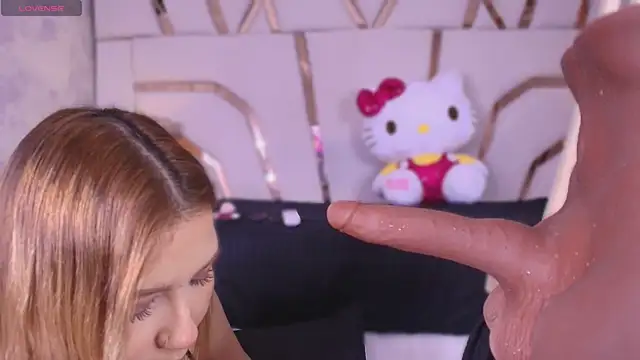 MelodyBloom  online show from April 2, 12:03 pm