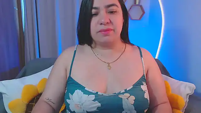 isabum  online show from March 23, 11:36 am