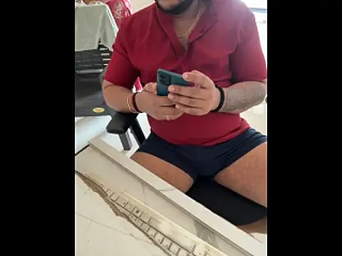 Snapshot of Rah0091 chatting on February 24, 8:12 am Rah0091 online show from February 24, 8:12 am