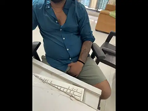 Snapshot of Rah0091 chatting on March 20, 6:18 am Rah0091 online show from March 20, 6:18 am