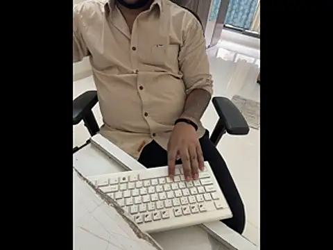 Snapshot of Rah0091 chatting on March 27, 7:14 am Rah0091 online show from March 27, 7:14 am