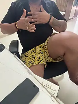 Snapshot of Rah0091 chatting on March 30, 8:26 am Rah0091 online show from March 30, 8:26 am