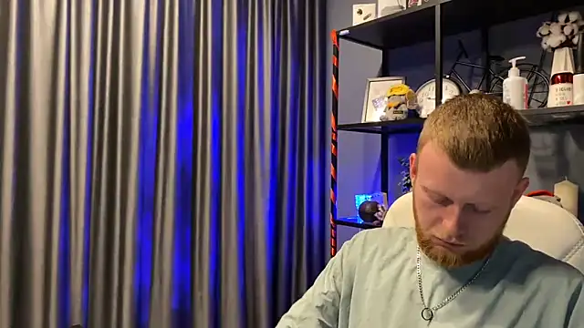 Snapshot of Adam_ice chatting on March 14, 6:24 pm Adam ice online show from March 14, 6:24 pm