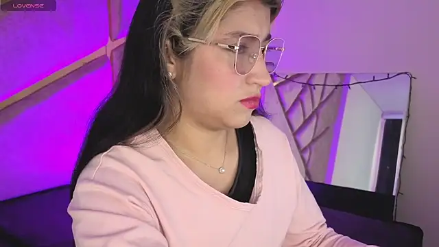 Dahiana Dmour  online show from February 23, 12:46 pm