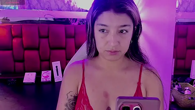 Dahiana Dmour  online show from May 8, 11:59 am