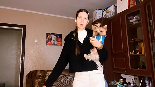 VelvetMax online show from February 4, 7:36 am