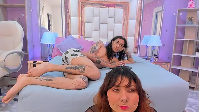 Goldentemptation  online show from May 14, 9:21 pm