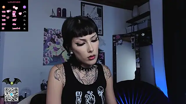 poison dafne online show from June 28, 7:31 pm