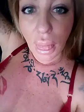 MiaMooly online show from March 6, 12:34 pm