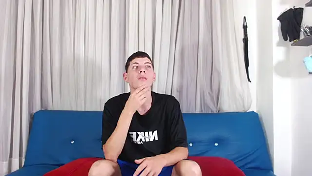 Perseo hot x online show from February 8, 7:06 pm