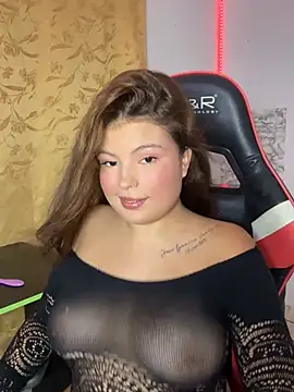 ladycharlottex online show from May 19, 12:38 am