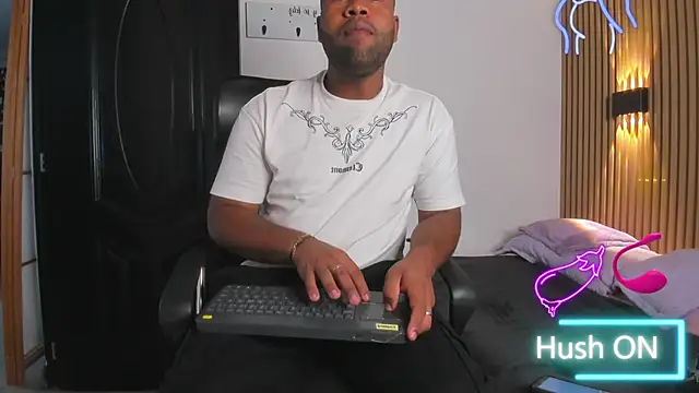 Snapshot of Jeus_Stanley chatting on April 1, 4:24 am Jeus Stanley online show from April 1, 4:24 am