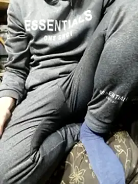 Aww21 online show from March 31, 7:58 pm