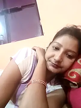 Snapshot of Ayesharani1 chatting on April 15, 3:35 am Ayesharani1 online show from April 15, 3:35 am