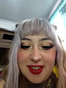 Snapshot of ciindy_ink chatting on April 9, 6:13 pm ciindy ink online show from April 9, 6:13 pm