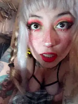 Snapshot of ciindy_ink chatting on April 22, 4:52 pm ciindy ink online show from April 22, 4:52 pm