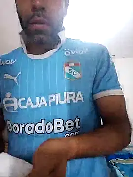 Snapshot of thom_1 chatting on March 17, 12:48 am thom 1 online show from March 17, 12:48 am