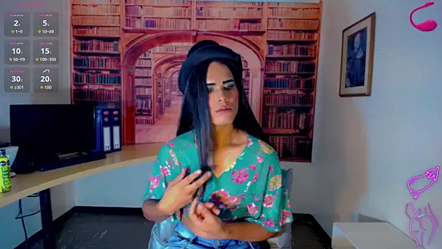 Gata Salvaje   online show from February 8, 3:32 am