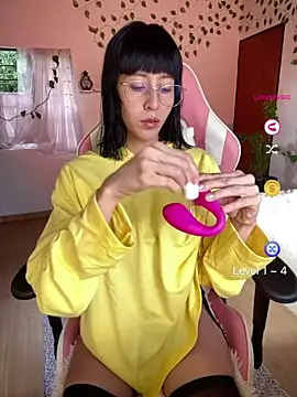 Capricornmystic1 online show from May 15, 12:23 pm