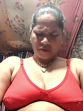 Snapshot of Hot_kiran4 chatting on April 6, 1:01 pm Hot kiran4 online show from April 6, 1:01 pm