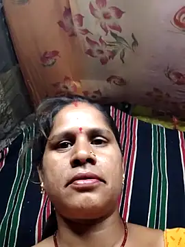 Snapshot of Hot_kiran4 chatting on April 17, 4:54 pm Hot kiran4 online show from April 17, 4:54 pm