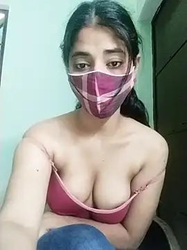 Snapshot of Kitti-Sharma chatting on March 29, 11:32 am Kitti-Sharma online show from March 29, 11:32 am