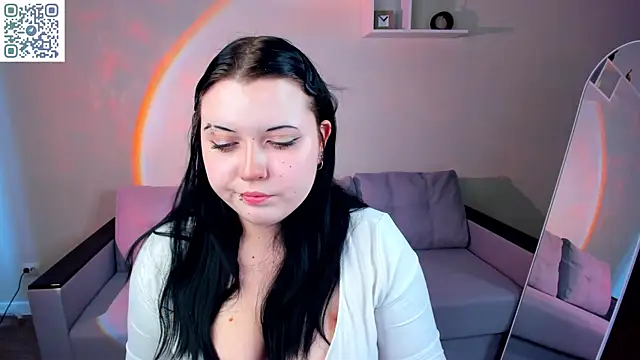 Kira G0ld online show from May 15, 9:16 am