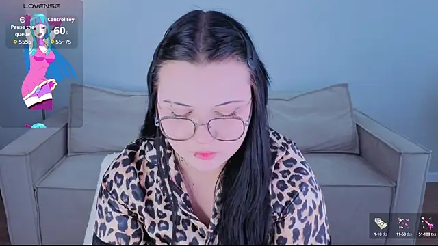 Kira G0ld online show from June 20, 9:34 am