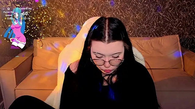 Kira G0ld online show from June 26, 5:06 pm