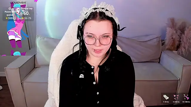Kira G0ld online show from June 27, 5:07 pm