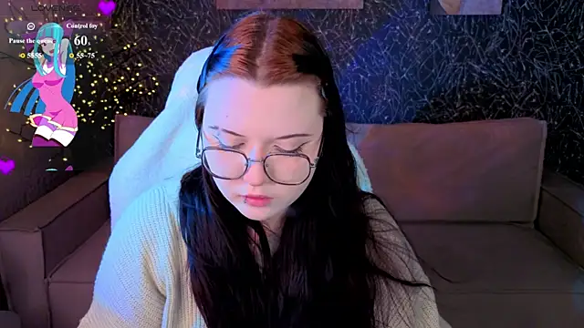 Kira G0ld online show from July 11, 5:04 pm