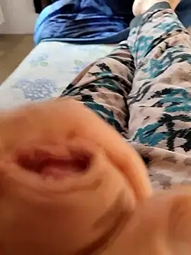 Snapshot of pericolo90 chatting on March 24, 7:02 am pericolo90 online show from March 24, 7:02 am