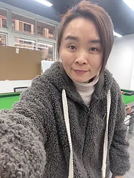 Snapshot of mm47865 chatting on February 3, 8:30 am mm47865 online show from February 3, 8:30 am