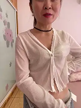 mm47865 online show from May 3, 5:57 am