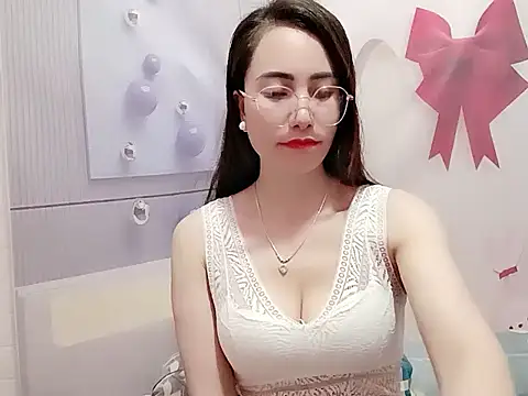 Hello-Kitty001 online show from March 30, 7:15 pm