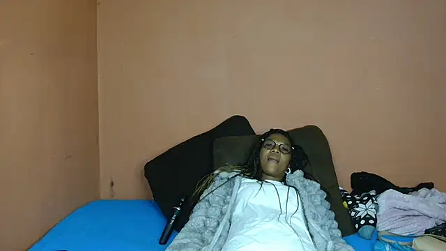 ForeverSexy  online show from May 3, 4:02 pm