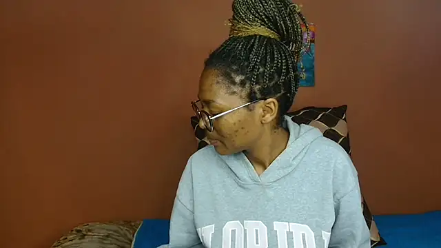 Snapshot of ForeverSexy_ chatting on May 31, 1:51 pm ForeverSexy online show from May 31, 1:51 pm