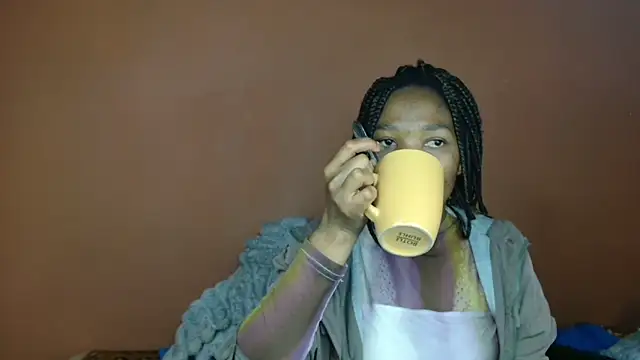 Snapshot of ForeverSexy_ chatting on June 8, 1:55 pm ForeverSexy online show from June 8, 1:55 pm