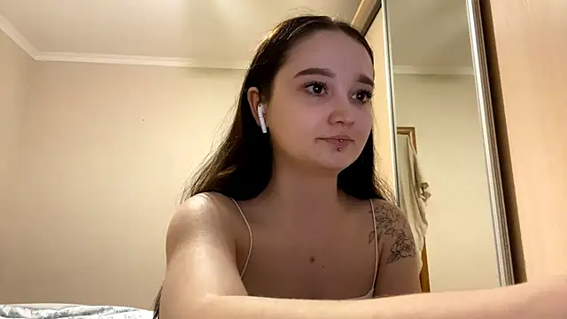 PiecingMap online show from February 10, 2:10 pm