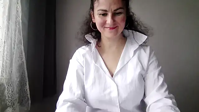 LexiMira254 online show from February 12, 12:33 pm