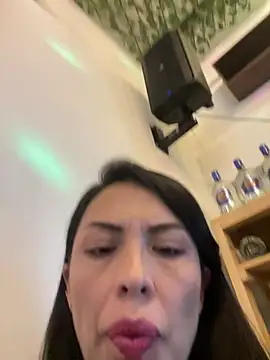 Emma Sanz   online show from February 20, 1:35 am