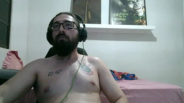 Redlovecouple online show from April 26, 4:59 pm