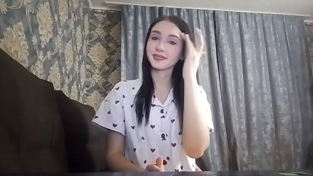 Snapshot of Anberri chatting on February 13, 2:13 pm Anberri online show from February 13, 2:13 pm