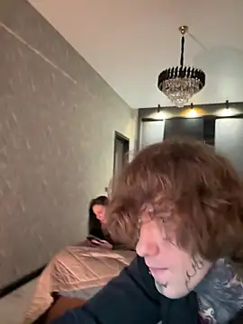 DirtyRomantica online show from February 5, 7:40 pm